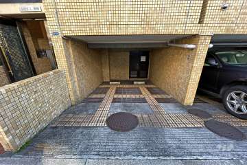 敷地内駐車場（屋内平面式）