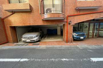 敷地内駐車場（屋内平面式）