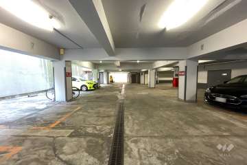 敷地内駐車場（屋内平面式）