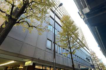 幡ヶ谷ゴールデンマンションの外観（北側から）　