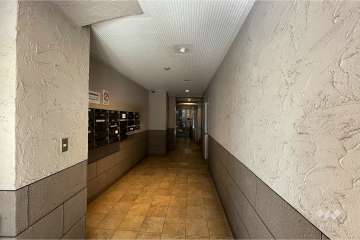 エントランスホール