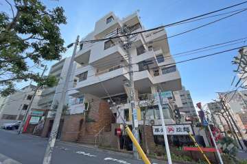 常盤松ロイアルハイツの外観（北西側から）