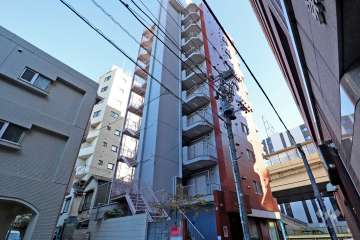 幡ヶ谷ダイヤモンドマンションの外観（西側から）