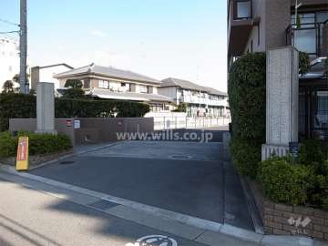 駐車場入口