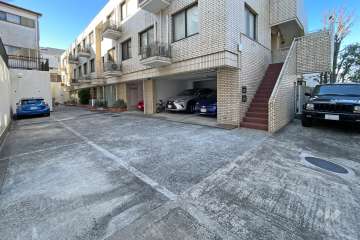 敷地内駐車場（屋外平面式）