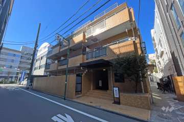 ダイアパレス駒場の外観（北東側から）