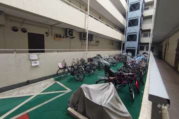 駐輪場、バイク置場