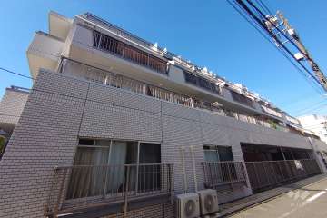 シャトレー笹塚の外観（南西側から）