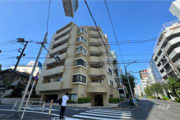 グランドメゾン恵比寿南の外観（北東側から）