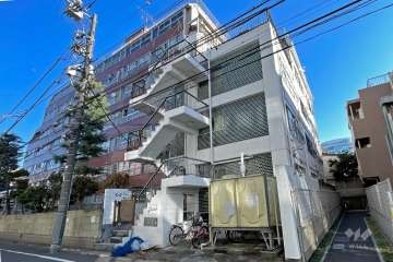 原宿マンションの外観（南西側から）