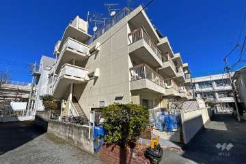 初台レヂデンスの外観（南西側から）