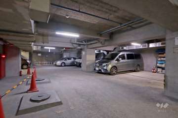 敷地内駐車場（屋内平面式）