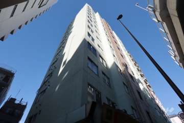 パールハイツ笹塚の外観写真(南西側から)