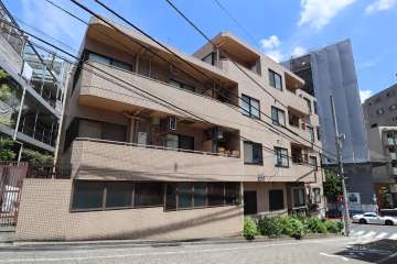 マンションの外観（南西側から）