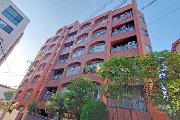 代々木ロイヤルマンションの外観（南東側から）