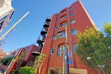 代々木ロイヤルマンションの外観（北西側から）