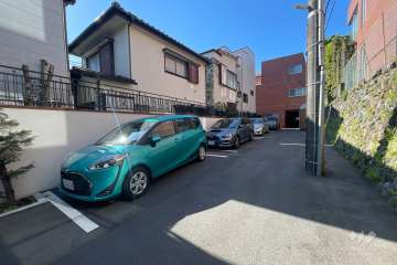 敷地内駐車場（屋外平面式）