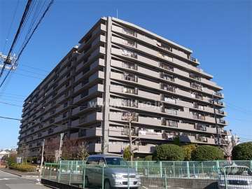 ユニハイム尼崎グリンシアの外観（南西側から）