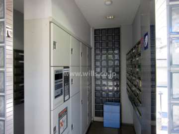 共用ポストと宅配ボックス