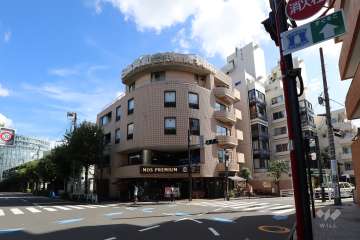 日興パレス千駄ケ谷の外観（北西側から）