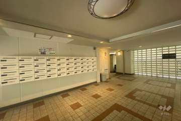 エントランスホール