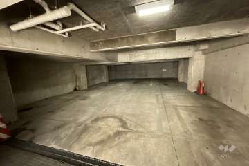 敷地内駐車場（屋内平面式）