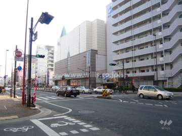 敷地の北側は国道2号線に面しています。