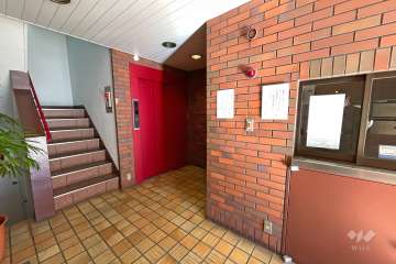 共用のエレベーター