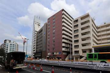 ドルミ御苑の外観(南西側から)