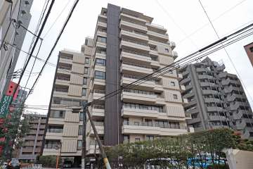 代々木パークサイドの外観（東側から）