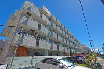 藤和初台コープ2の外観（西側から）