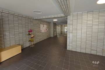 エントランスホール