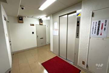 共用エレベーター