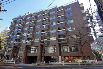 代官山エーデルハイムの外観（南西側から）