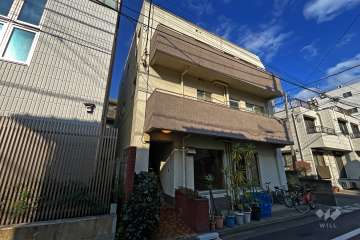 パレス代々木の外観（南側から）