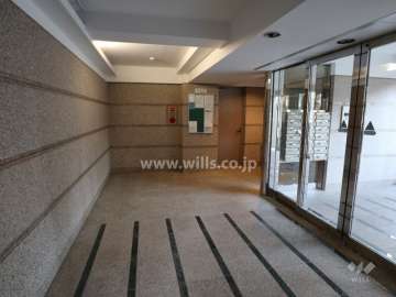 エントランスホール