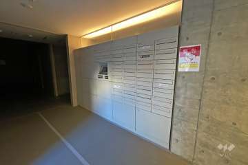 共用ポストと宅配ボックス