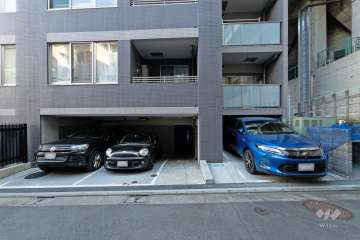 敷地内駐車場（屋外平面式）