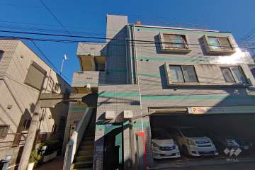 幡ヶ谷ＹＭビルの外観（北側から）