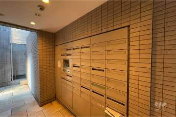 宅配ボックスと共用ポスト