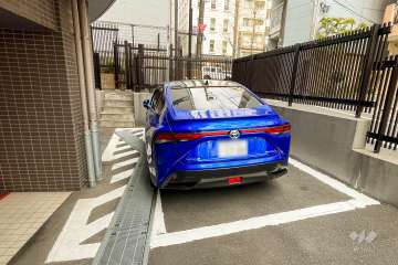 敷地内駐車場（屋外平面式）