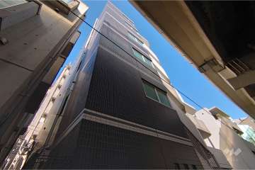 プレミアムキューブ広尾の外観（南西側から）