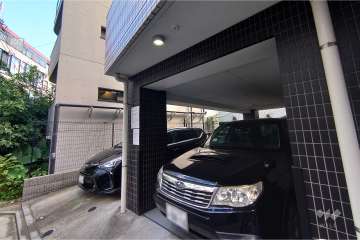 敷地内駐車場（屋内平面式、屋外平面式）