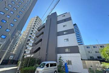 アクサス西新宿アジールコートの外観（北東側から）