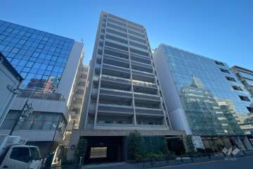 ブランズ代々木の外観（北西側から）