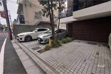 敷地内駐車場（屋外平面式）