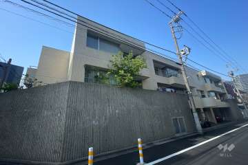 イースタンホームズ南平台の外観（南西側から）