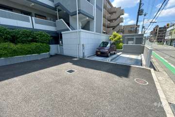 敷地内駐車場（屋外機械式）