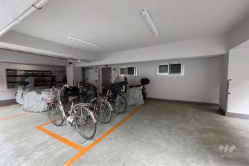 屋内に設けられた駐輪スペース