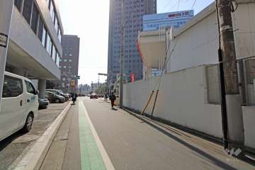 敷地南西側の前面道路
